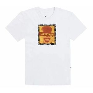 Camiseta MCD Regular Tag Foto Masculina Branco