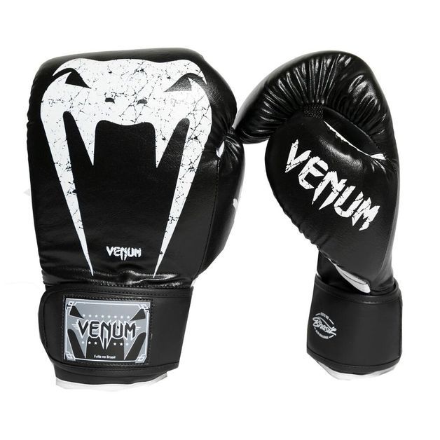 -luva-pto-bco-venum-giant-16-oz-16-OZ