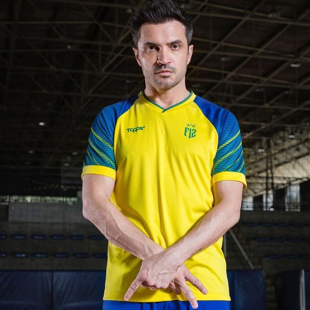 -csa-amar-ro-verde-falcao-jr-oi-14years-Amarela-verde-14-ANOS