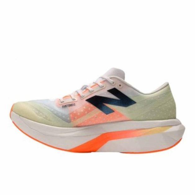 *tn nb supercomp elite v4, uk 11 - eu 46 Bege 39 BR