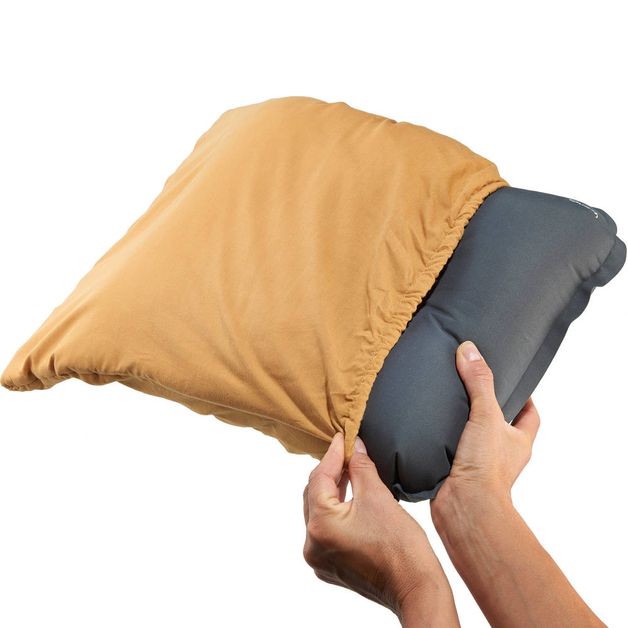 pillow-camp-comfort-6