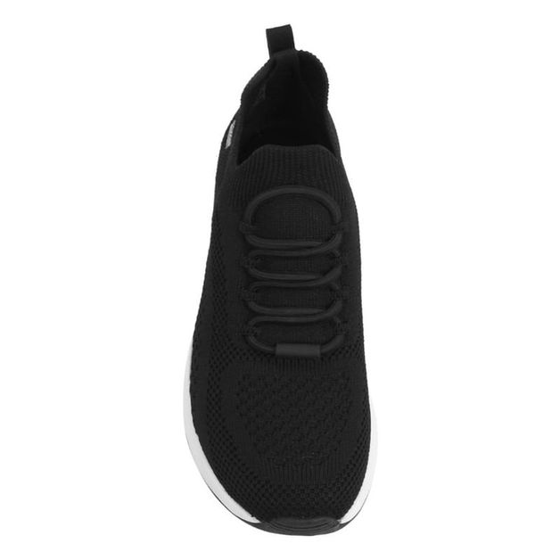 plain black skechers