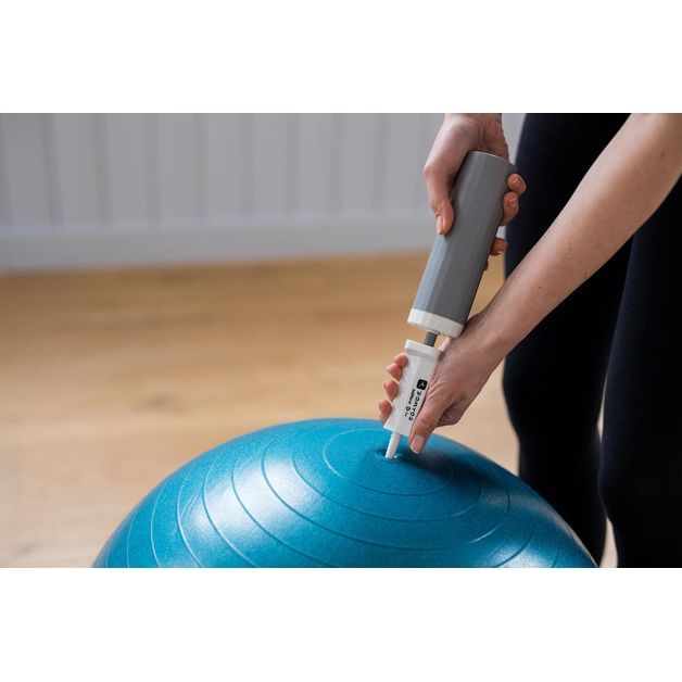 gym-ball-pump-2
