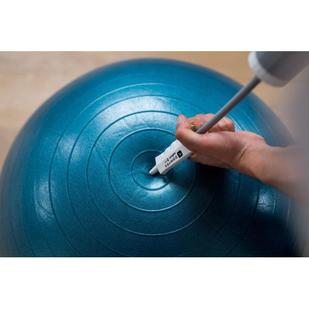 gym-ball-pump-3