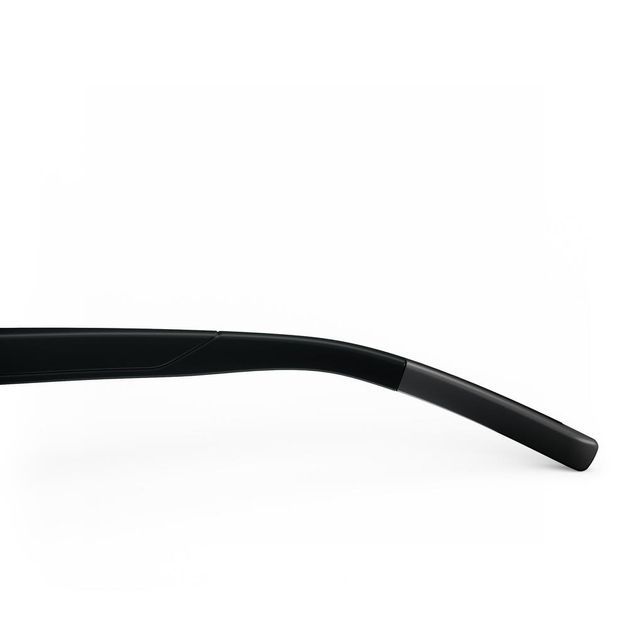 Mh530-black-blue-p3-no-size