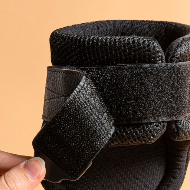 560-mesh-h-fetlock-boots-black-fs-FS