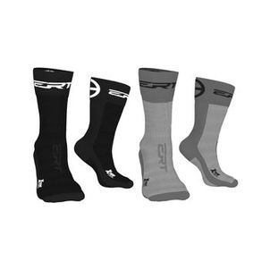 Kit meia ciclismo corrida cano médio ERT preta e cinza
