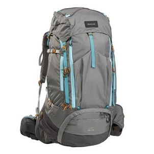 Mochila Feminina Trilha trekking MT 500 Air 55+10 litros cinza