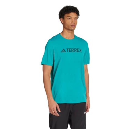 タツ！ Decathlon | Camiseta Masculina de Trilha Terrex Tech Adidas Verde