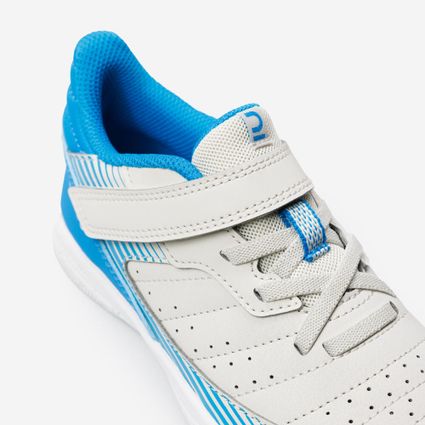 Decathlon | Chuteira Infantil de Futsal Escudo 500 Kipsta Bege