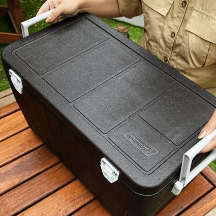 Decathlon | Caixa Térmica 45,4L Adventure All Black Coleman