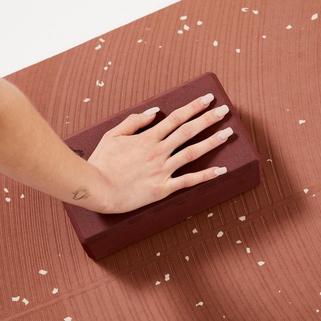 Recycled-foam-yoga-block-grey-no-size-Unica
