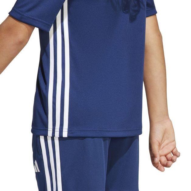 codigo-modelo-8682471