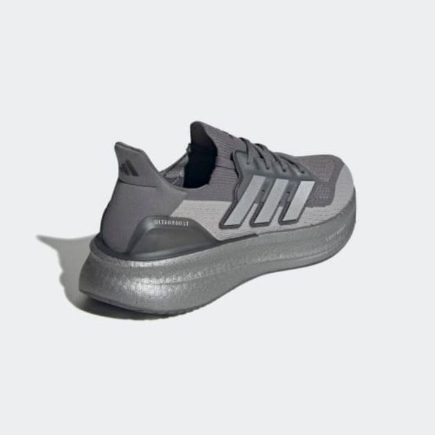 *tn ad. ultraboost 5 m cz, uk 12 - eu 47 39 BR