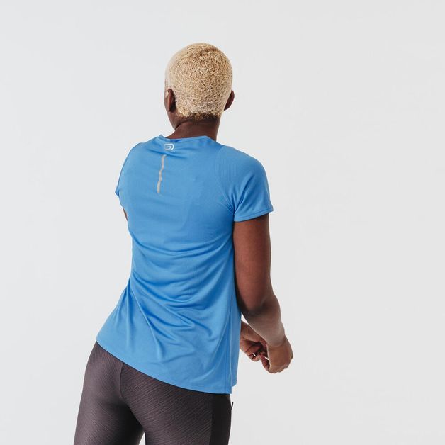 Camiseta-feminina-de-corrida-Run-Dry-azul-36